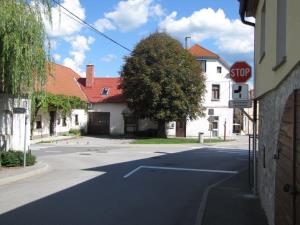 Križišče Prečna - Pot na Orlek (1)